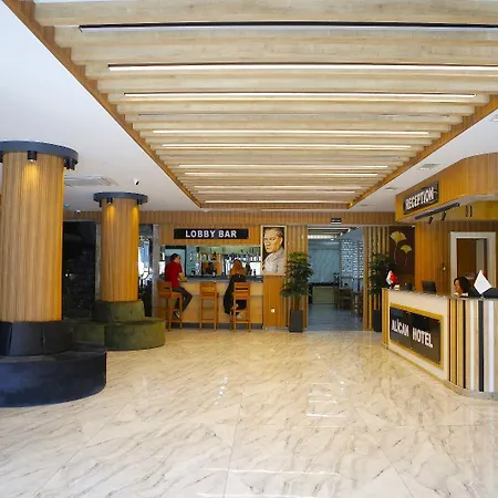 爱丽丝1号酒店 3*