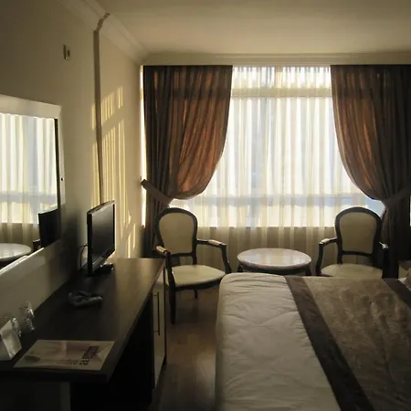 Alican 1 3* Izmir